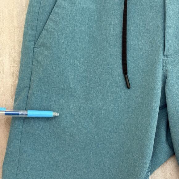 Lululemon Shorts Mens Size 32 Hybrid 3rd Street 10" Inseam Blue Golf Preppy - Picture 4 of 15
